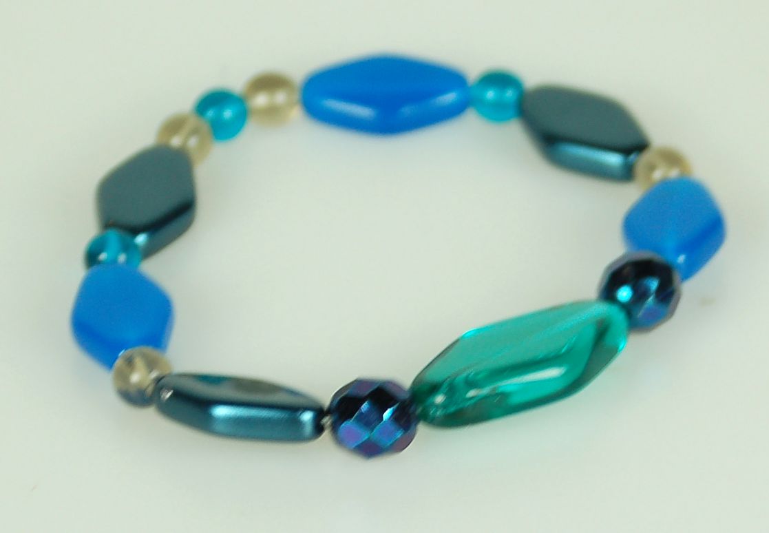 3 pcs Jewelry piece with Czech Glass Beads (OUTLET Vintage)