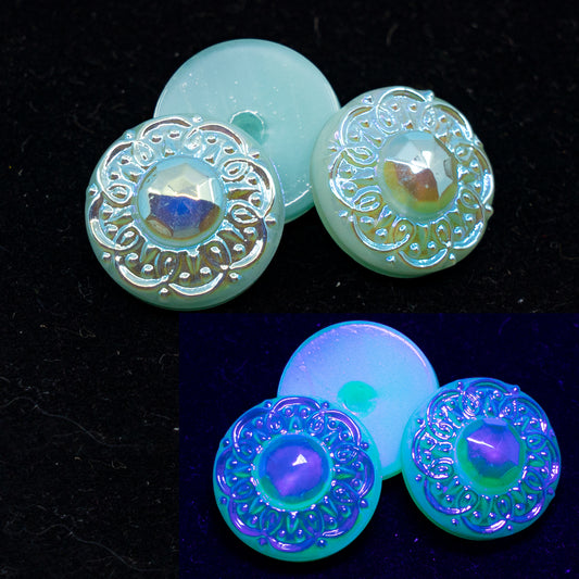OUTLET 1 pcs Czech Glass Handmade Cabochon, s8, Lime Uranium Ornament AB, Glass, Czech Republic
