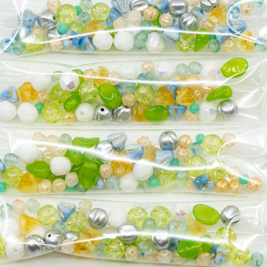 OUTLET 10 grams Glass Bead Mix By Kids, size mix, Greeen Blue White (), Glass, Czech Republic