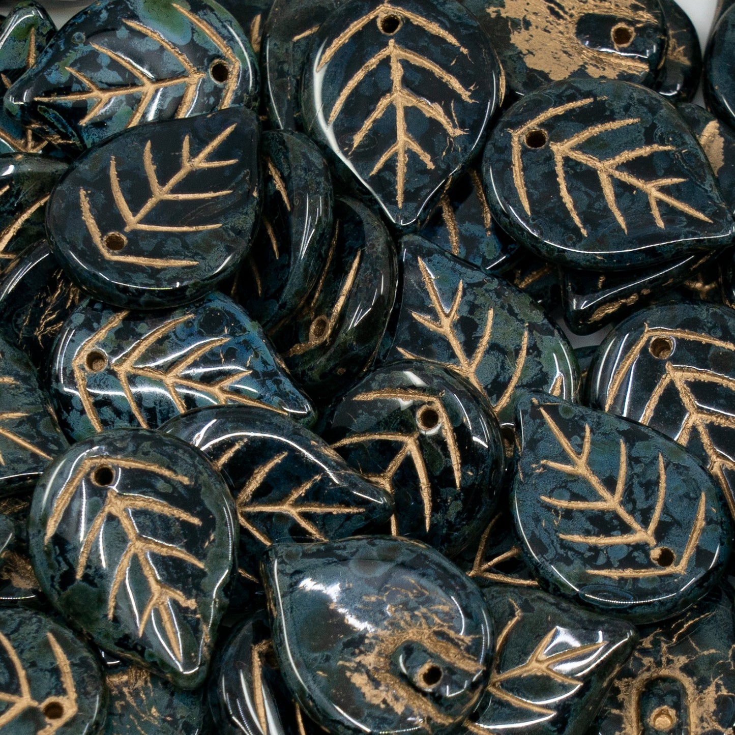 OUTLET 250g Apple Leaf Beads, 18 x 13 mm, Black Travertin Gold Lined (23980-86800-54302), Glass, Czech Republic