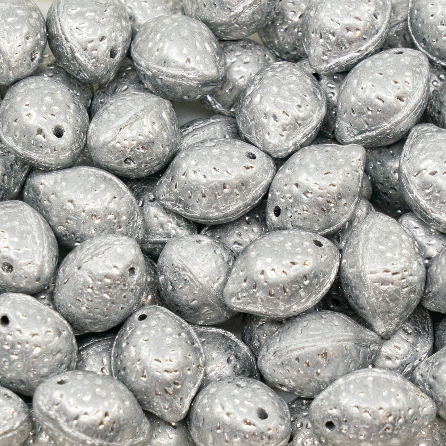 奥特莱斯 10 克柠檬珠，10 x 14 毫米，水晶哑光银色 (00030-84100-27000)，玻璃，捷克共和国