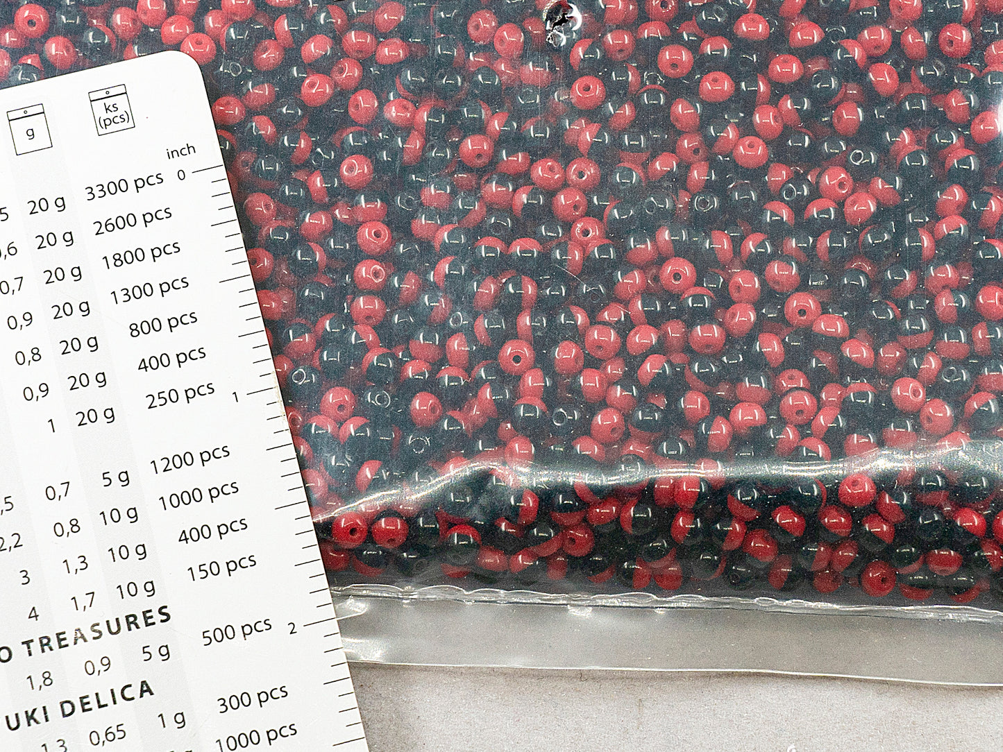 OUTLET 250g Round Pressed Druck Beads , 4 x 4 mm, Opaque Red Black (93200-23980), Glass, Czech Republic