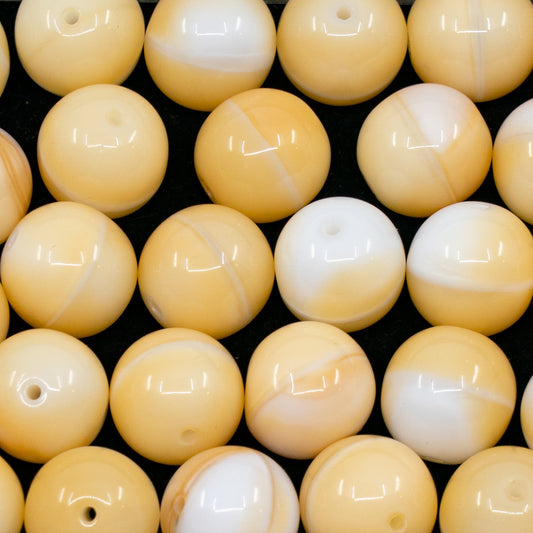 OUTLET 10 grams Round Druck Beads, 12 x 12 mm, Light Beige (light-beige), Glass, Czech Republic