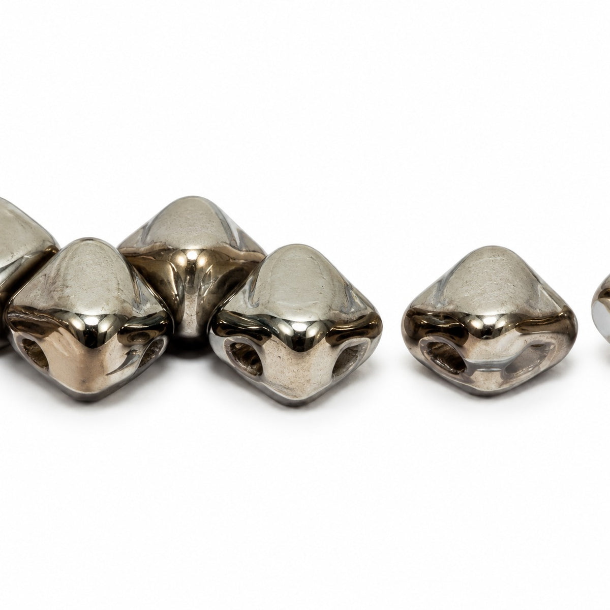 Silky 2-Hole Square Beads, Chalk White 27400 (03000-27400), Glass, Czech Republic