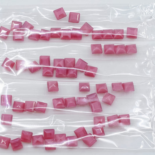 OUTLET 5 grams Square Faceted Pointed Back (Doublets) Crystal Glass Stone, 6 x 6 mm, Silk Pink (silk-pink), Glass, Japan