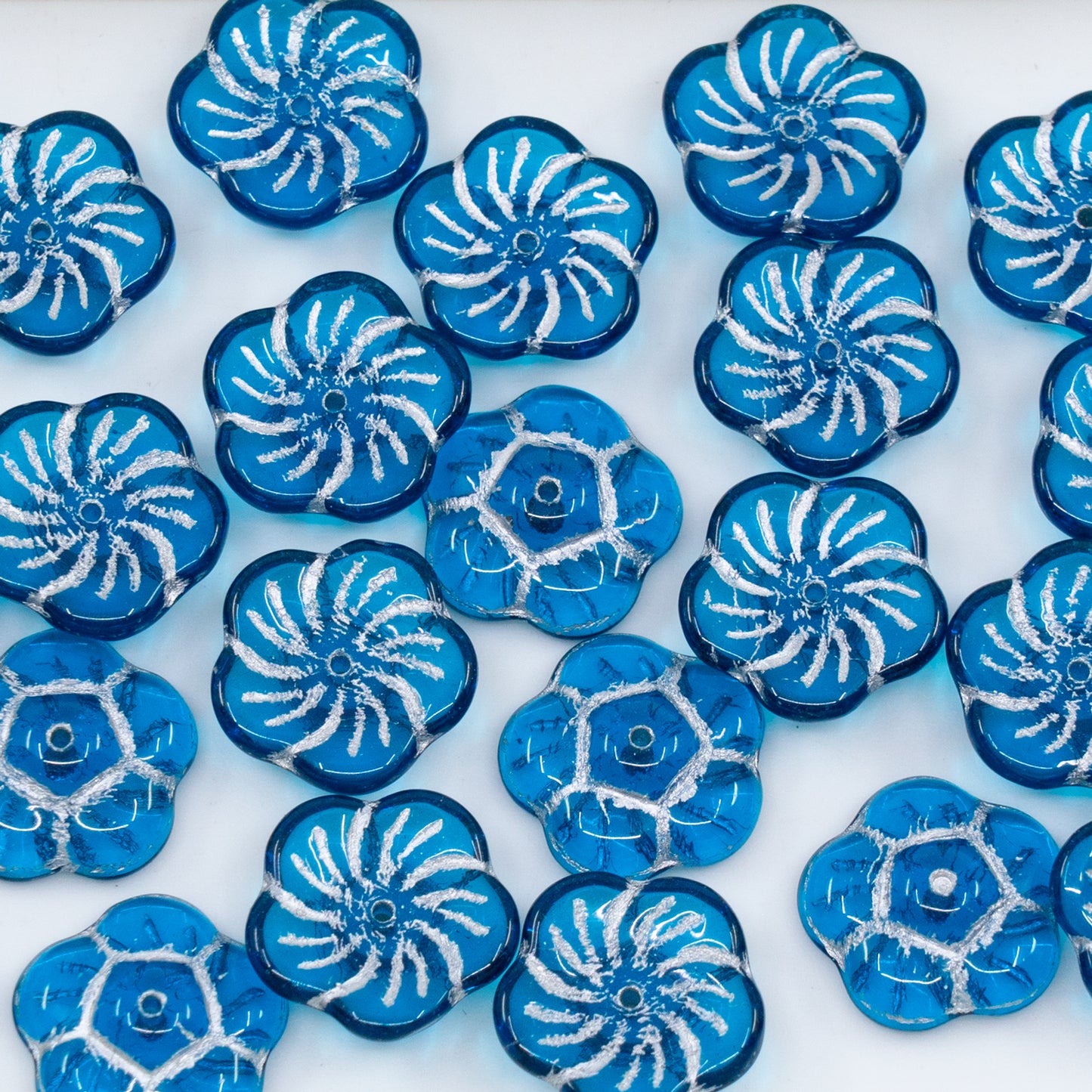 OUTLET 250g/50g Flat Flower Beads, 12 x 12 mm, Cobalt Blue Silver Lined (60070-54201), Glass, Czech Republic