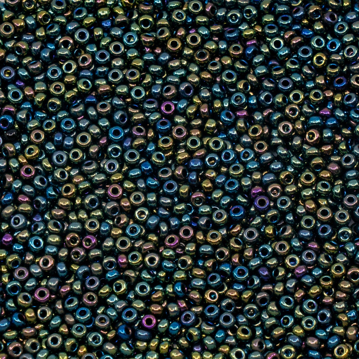 OUTLET 10 grams Preciosa Ornela Seed Beads, Round Hole, Loose, 10/0, green iris (59155), Glass, Czech Republic