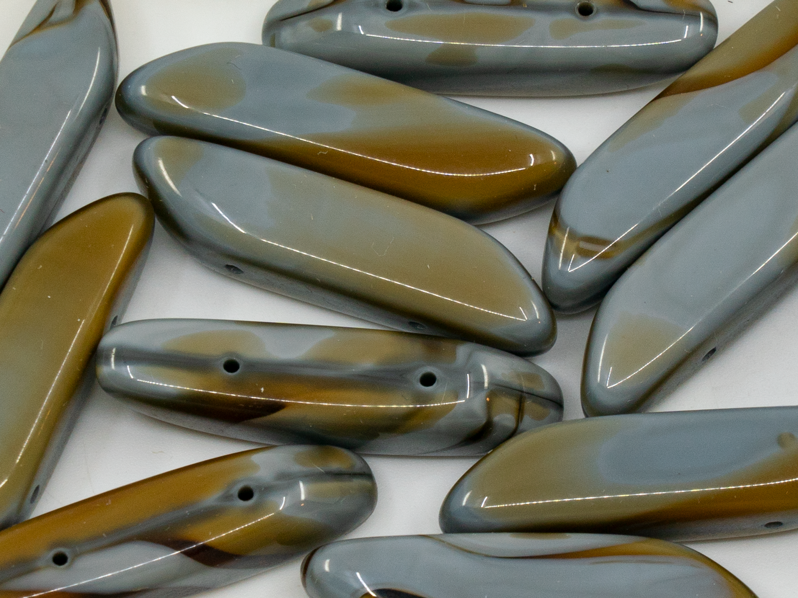 The first & the biggest bead outlet online since 2023 - huge selection, different colors, various shapes and sizes