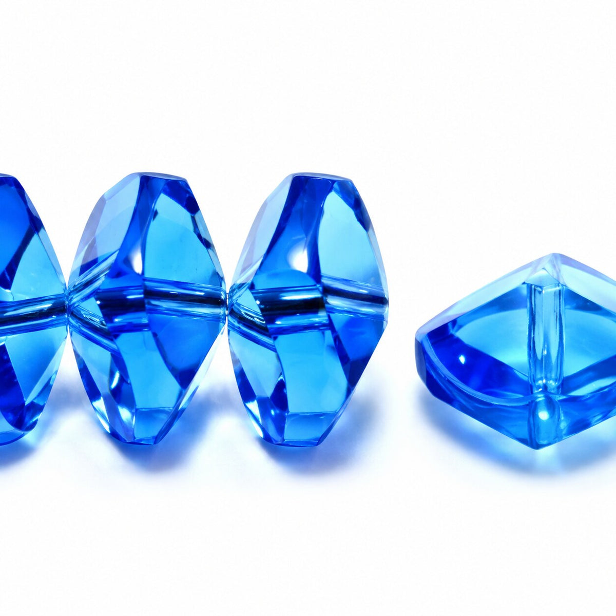Faceted Special Cut Beads Rivoli, Transparent Blue (30040), Glass, Czech Republic