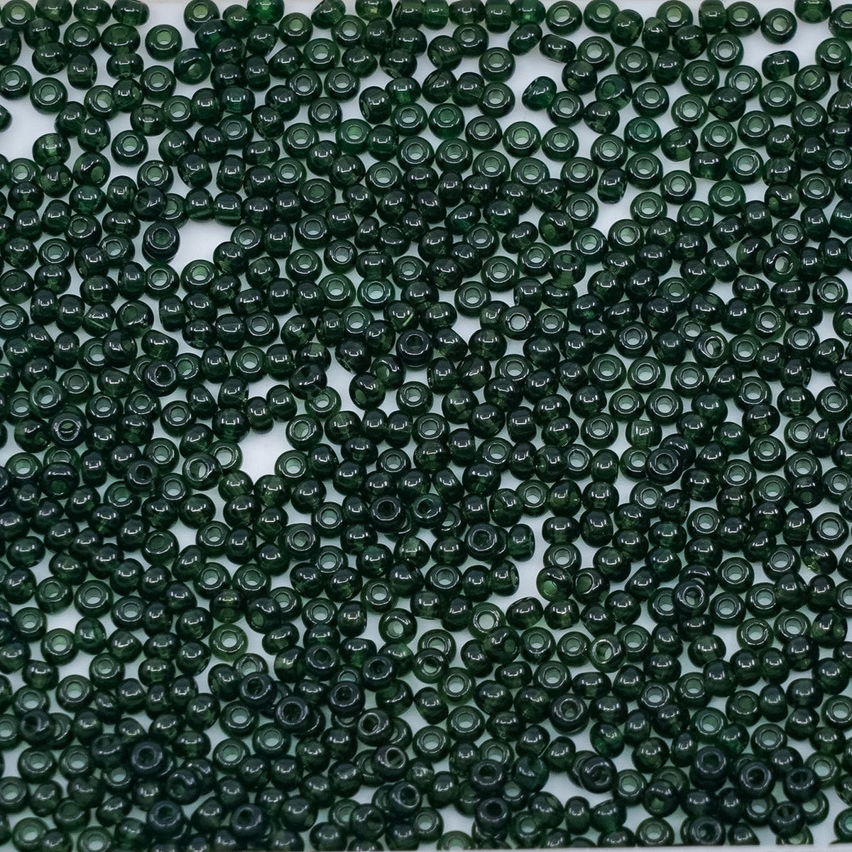 OUTLET 10g Rocailles PRECIOSA seed beads, 10/0, Transparent Green (50290), Glass, Czech Republic