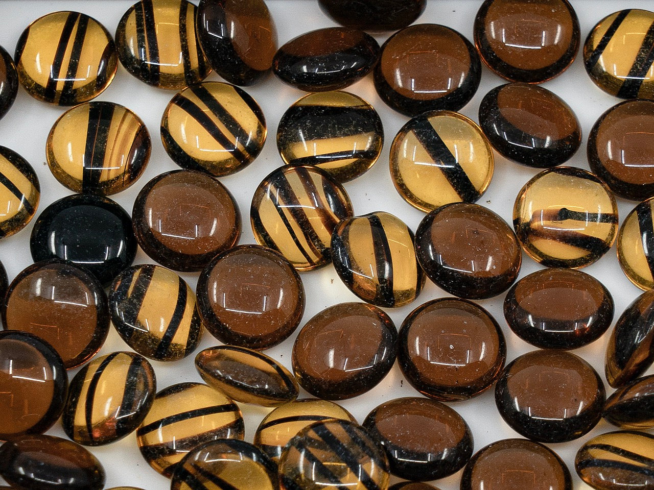 OUTLET 无孔扁豆，毫米，玻璃，捷克共和国