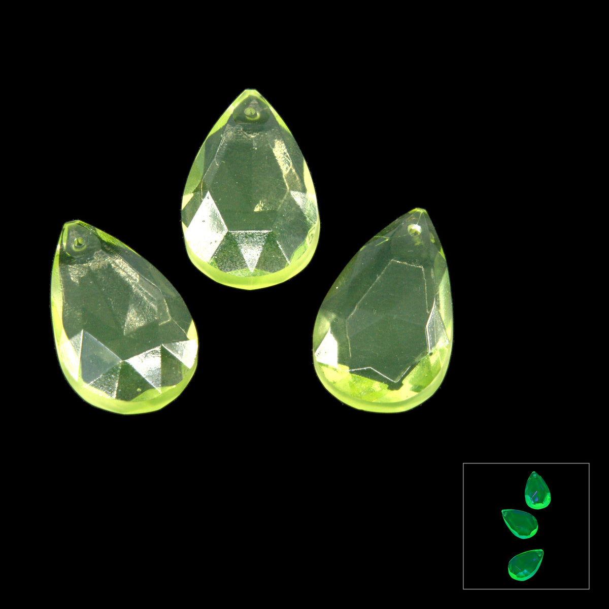 1 pc Uranium Chandelier Trimming Teardrop Pendant (approx. 26x16mm), Yellow, Hand Cut and Polished Glass, Czech Republic, OUTLET