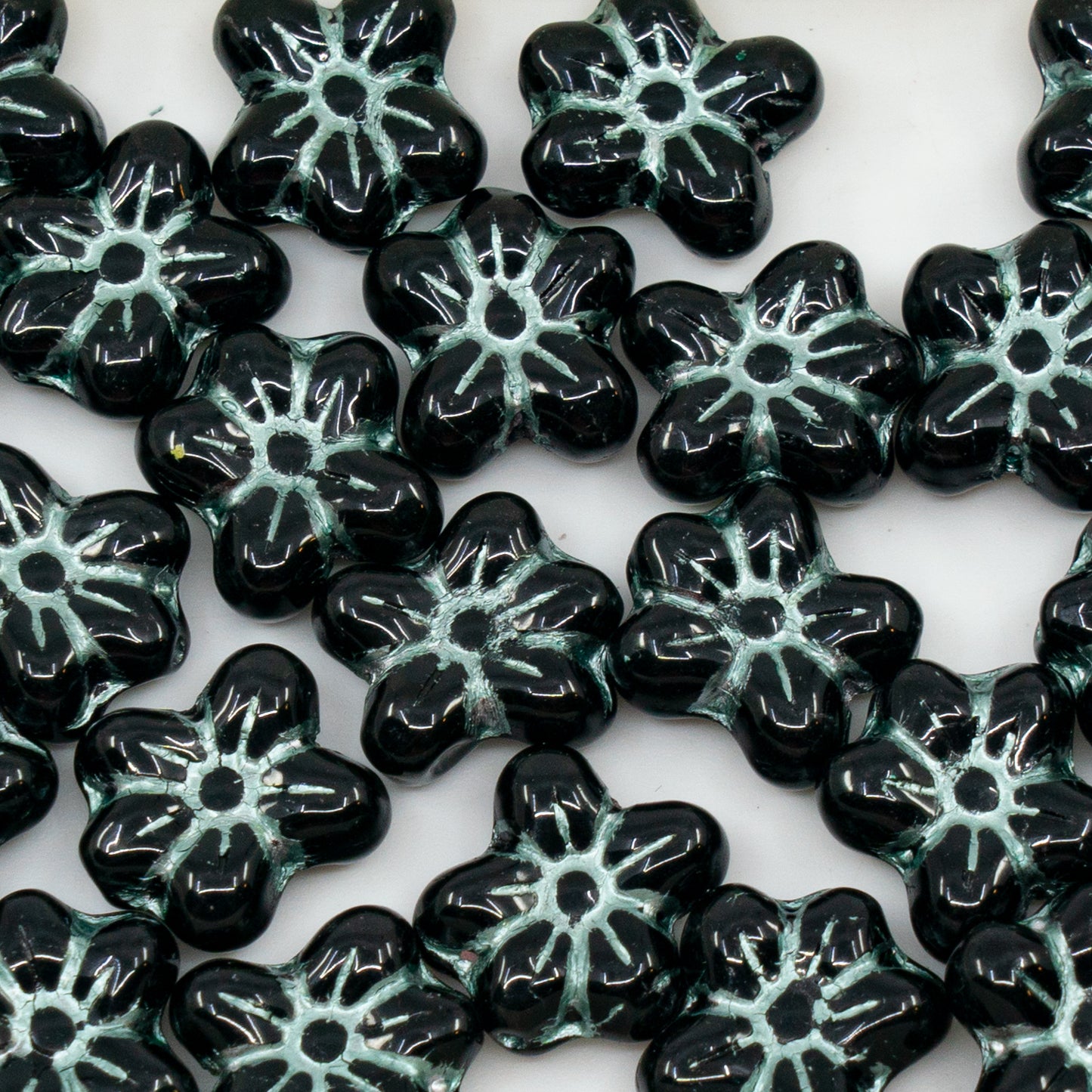 OUTLET 10g Flower Pressed Glass Beads, 12 x 14 mm, Black Green Pearl (23980-green-pearl), Glass, Czech Republic