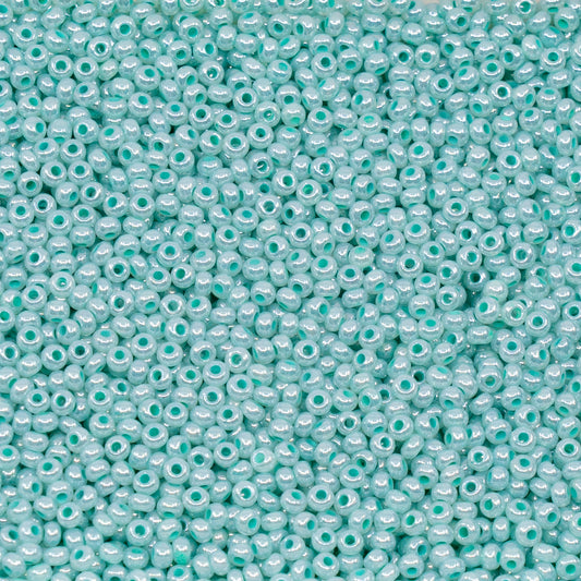 OUTLET 10 grams Preciosa Ornela Seed Beads, Round Hole, Loose, 10/0, ceylon green (37358), Glass, Czech Republic