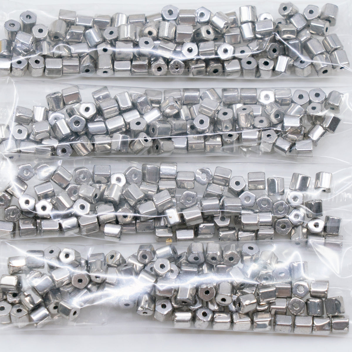 OUTLET 10 grams Pentagone Bugles, 5 x 5 mm, Silver (silver), Glass, Czech Republic