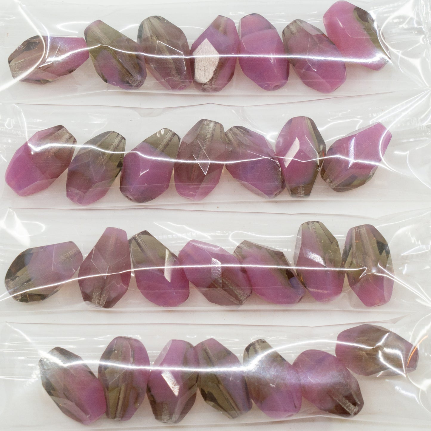 アウトレット 10グラム ファセットスペシャルカットビーズ、15 x 10 mm、ミックスピンクグレー（s0020）、ガラス、チェコ共和国