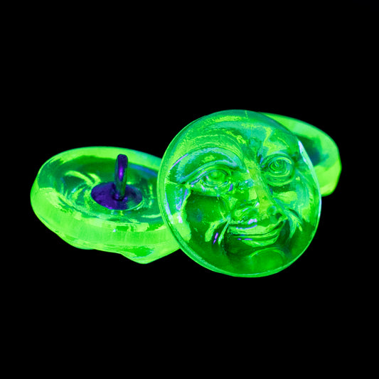 OUTLET 1pc Czech Uranium Glass Handmade Button, Size 8 (18 mm), Animal Design - Yellow 80130 Moon Face