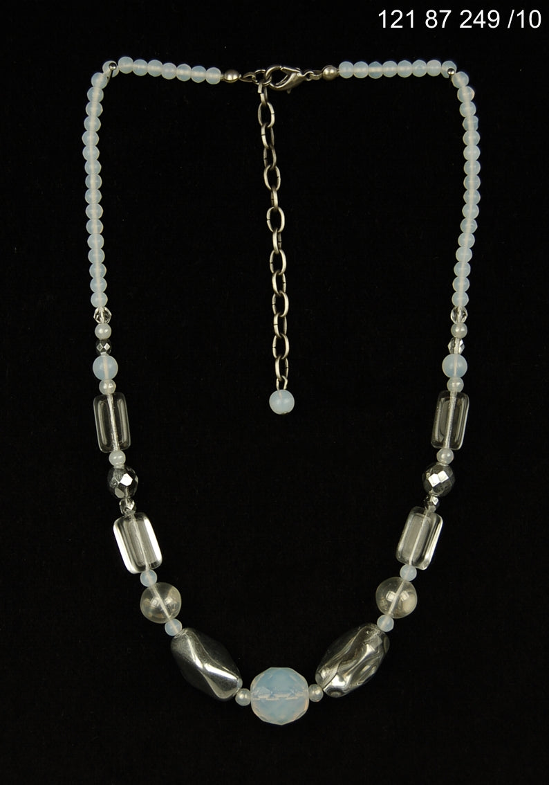 3 pcs Jewelry piece with Czech Glass Beads (OUTLET Vintage)