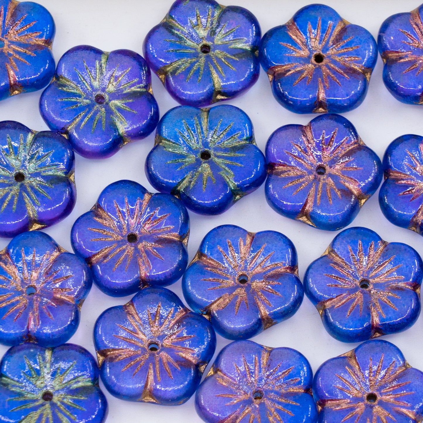OUTLET 250g/50g Apple Flower Beads, 14 x 14 mm, Crystal Gold Lined Blue Violet (00030-54302-48002), Glass, Czech Republic