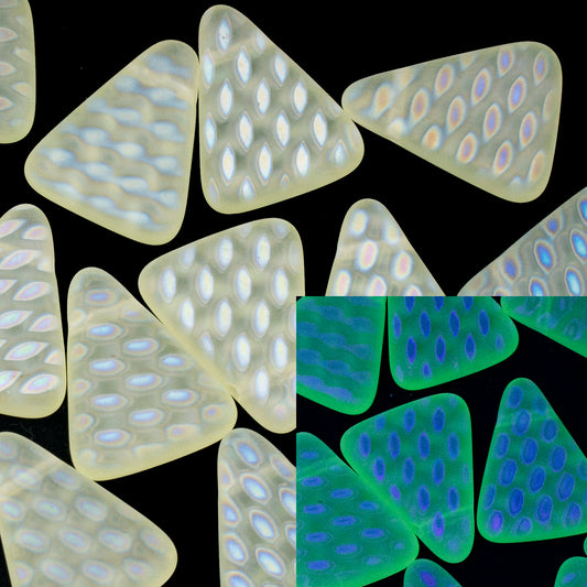 OUTLET 50 grams Pressed Triangle Beads, 20 x 12 mm, Transparent Yellow Matte Ab (80130-84100-AB), Glass, Czech Republic