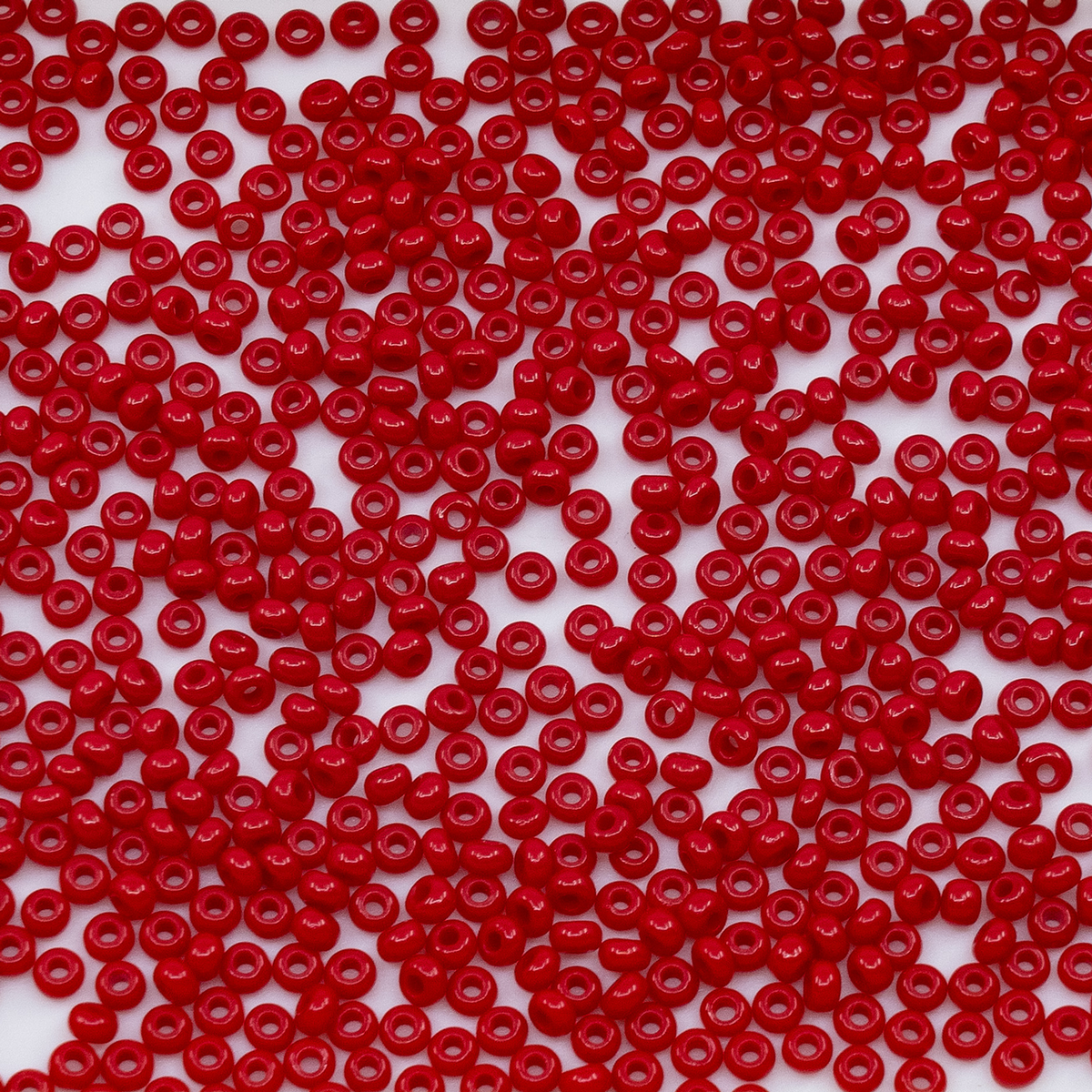 OUTLET 10g Preciosa Ornela Seed Beads, Round Hole, Loose, 10/0, Opaque Red Natural (93190), Glass, Czech Republic
