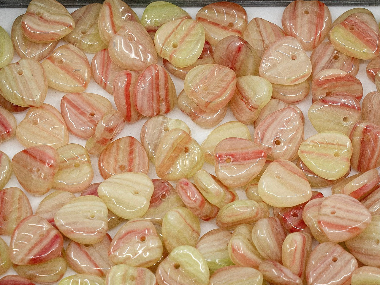 OUTLET Heart Leaf Beads, 9 mm, Glass, Czech Republic