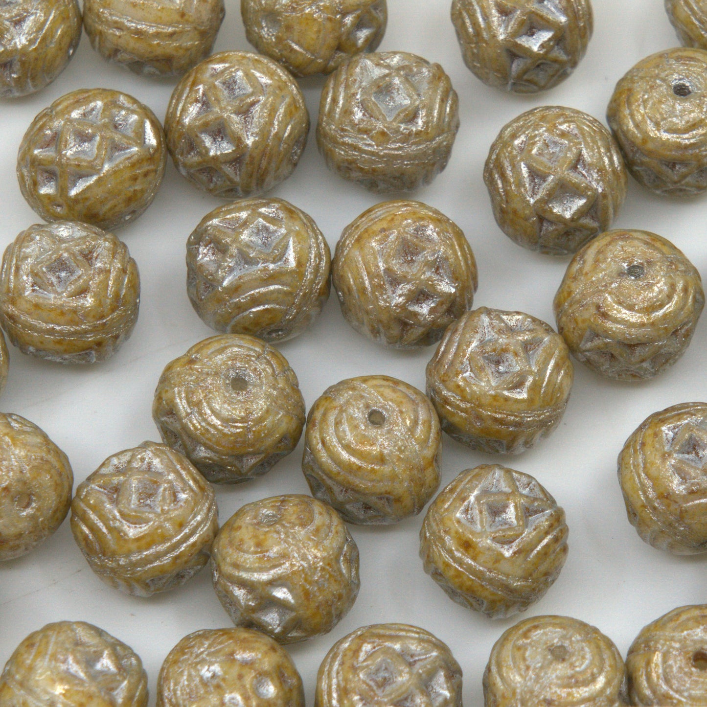 OUTLET 250g/50g Ornamental Ball Round Beads, 9 x 9 mm, White Travertin Silver Lined (02010-86800-54301), Glass, Czech Republic