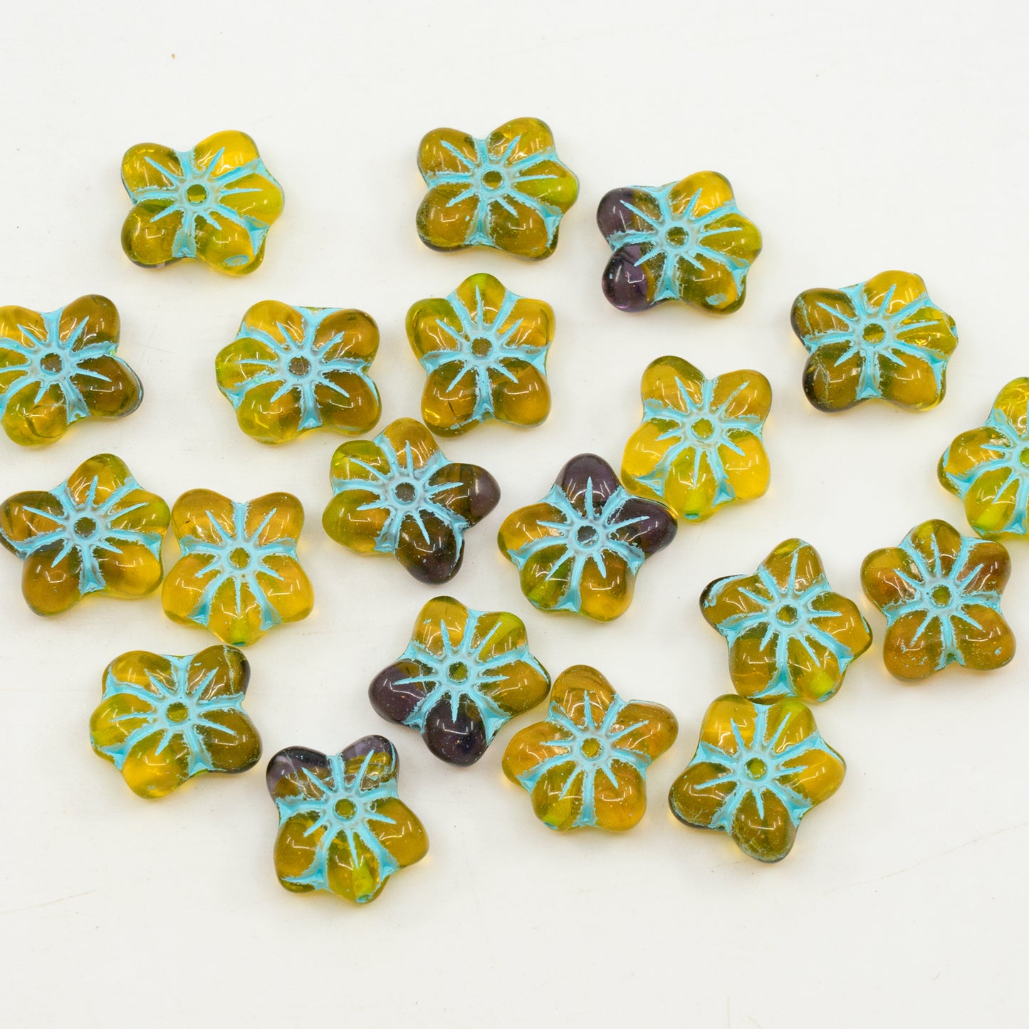 OUTLET 10 grams Flower Pressed Glass Beads, 14 x 13 mm, Transparent Yellow Light Amethyst Light Blue Lined (8002004-54308), Glass, Czech Republic