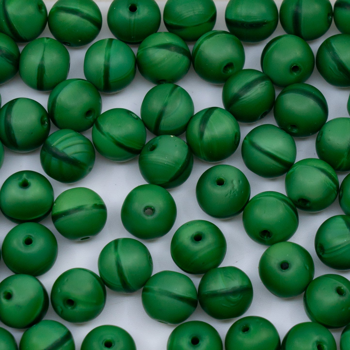 OUTLET 250g/50g Round Druck Beads, 6 x 6 mm, Green Malachite Matte (54110-84100), Glass, Czech Republic