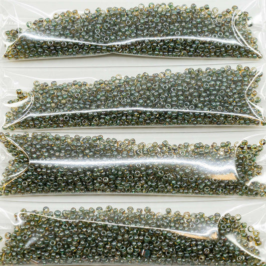 OUTLET 10 克 Preciosa Ornela 种子珠，圆孔，散装，11/0 x 毫米，水晶染色，绿色光泽 (-00050-65455)，玻璃，捷克共和国