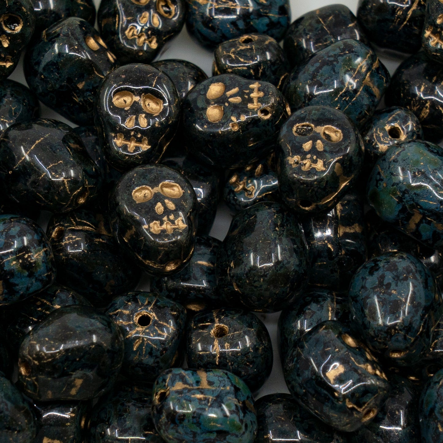 OUTLET 250g Skull Beads, 12 x 12 mm, Black Travertin Gold Lined (23980-86800-54302), Glass, Czech Republic