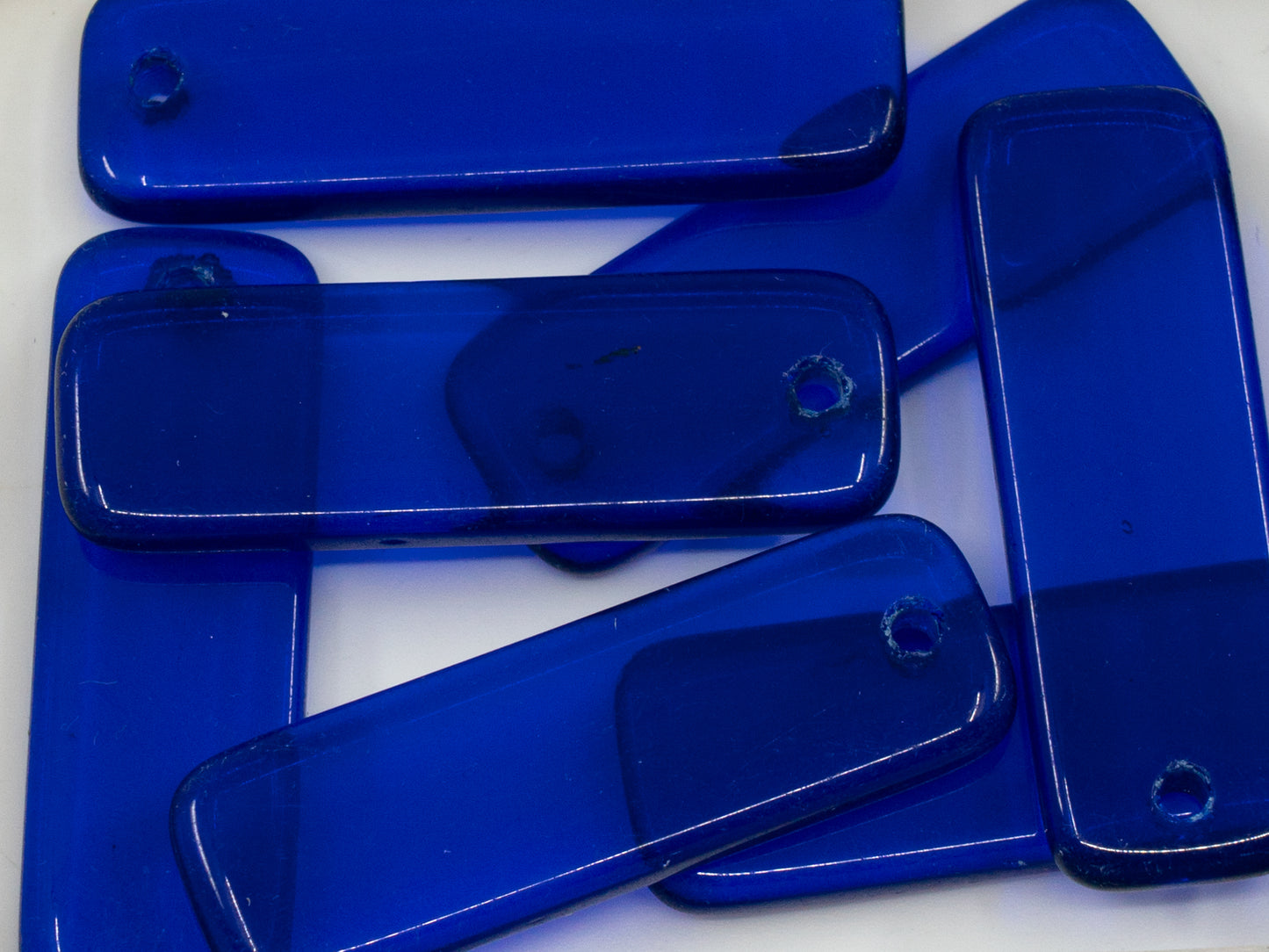 OUTLET 10g Rectangle Pendant Beads, 30 x 10 mm, Transparent Blue (30080), Glass, Czechia