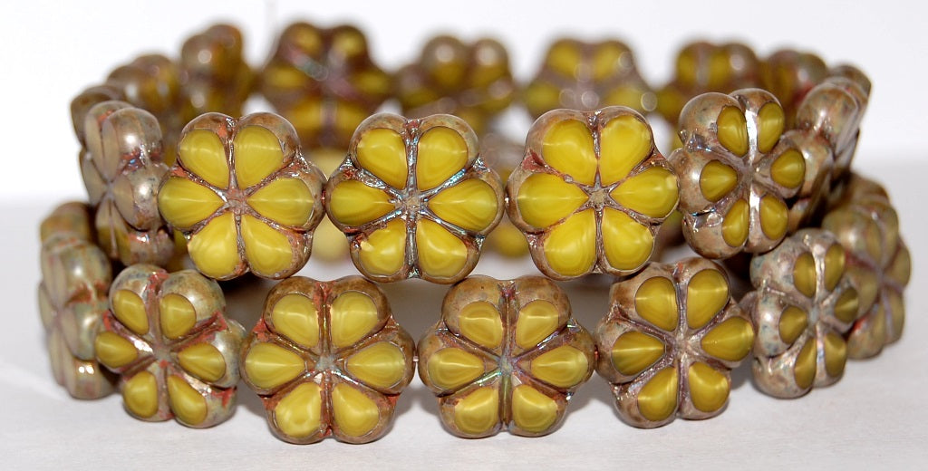 Table Cut Flower Beads, Silky Yellow Picasso (84040-43400), Glass, Czech Republic