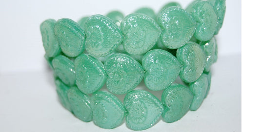 アウトレット 10グラム ハート型フラワープレスガラスビーズ オパールアクアラスターグリーン フルコーティング (61100-14457) ガラス チェコ共和国