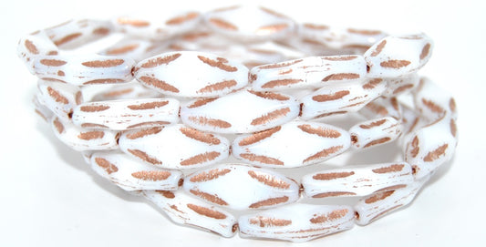 多面椭圆形，星形压制玻璃珠，白铜内衬 (02010-54200)，玻璃，捷克共和国 ~ STRANDED