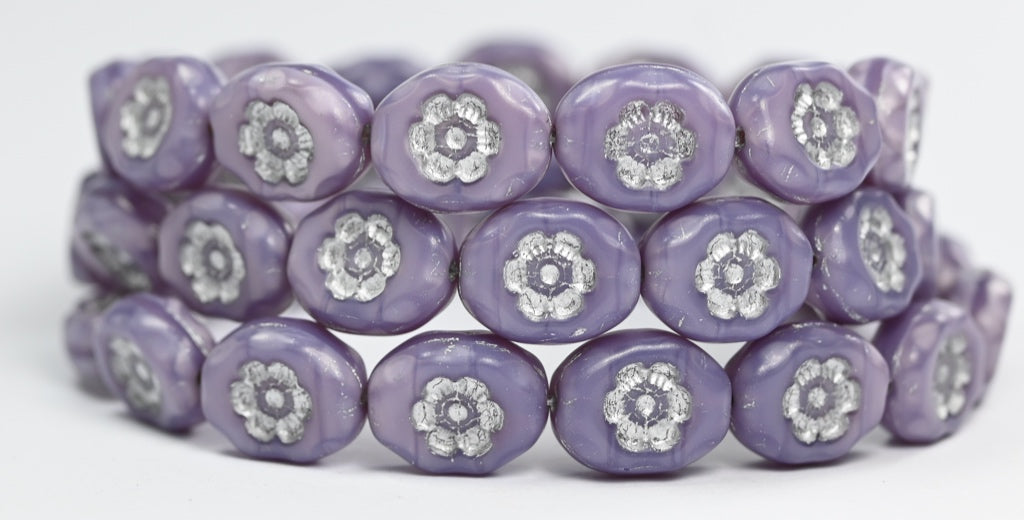 椭圆形压制玻璃珠，饰以花朵，丝滑薰衣草银衬里 (21350-54201)，玻璃，捷克共和国 ~ STRANDED