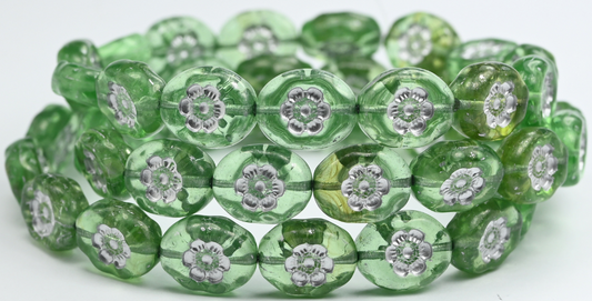 楕円形の押しガラスビーズ（花付き）、透明グリーン、シルバーライン（50500-54201）、ガラス、チェコ共和国