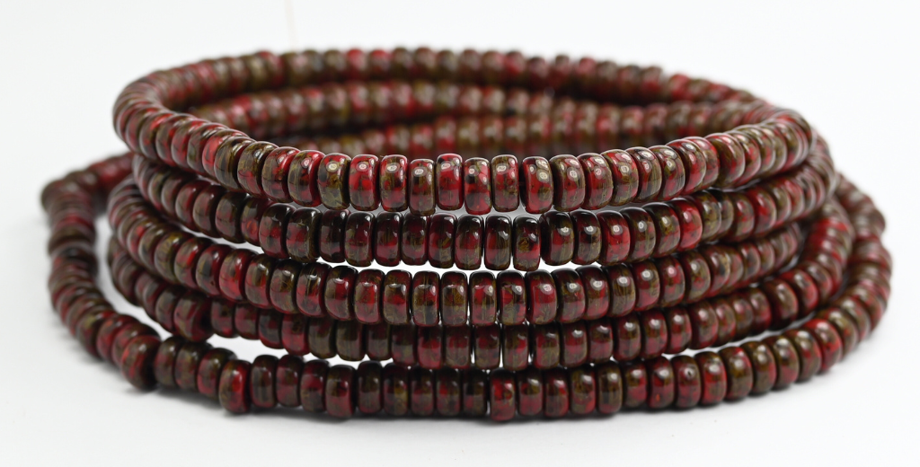 平らな丸いホイールのプレスガラスビーズ、不透明の赤いトラバーチン（93200-86800）、ガラス、チェコ共和国