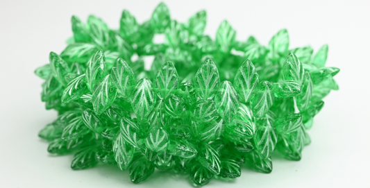 OUTLET 10 grams Beech Leaf Beads, 12 x 9 mm, Transparent Green Emerald Green Lined (50710-54322), Glass, Czech Republic