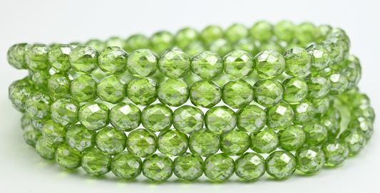 火抛光圆形刻面珠，透明绿银飞溅 (50500-86700)，玻璃，捷克共和国 ~ STRANDED