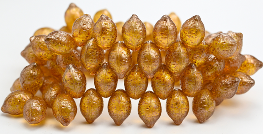 柠檬水果压制玻璃珠，透明黄铜色飞溅 (80040-86750)，玻璃，捷克共和国 ~ STRANDED