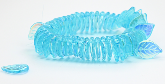 アウトレット 10グラム アップルリーフビーズ、18 x 13 mm、クリスタルライトアクアブルーAb（00030-34308-AB）、ガラス、チェコ共和国