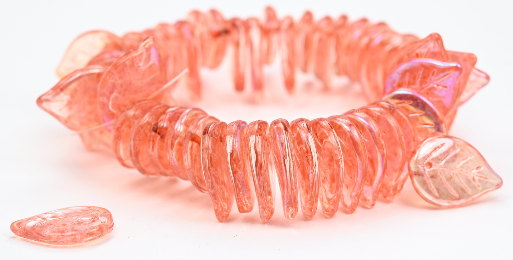 アウトレット 10グラム アップルリーフビーズ、18 x 13 mm、クリスタルライトピンクピーチAb（00030-34305-AB）、ガラス、チェコ共和国