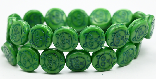 猫の口輪コインビーズ、グリーンマラカイト 54560 (54110-54560)、ガラス、チェコ共和国 ~ STRANDED