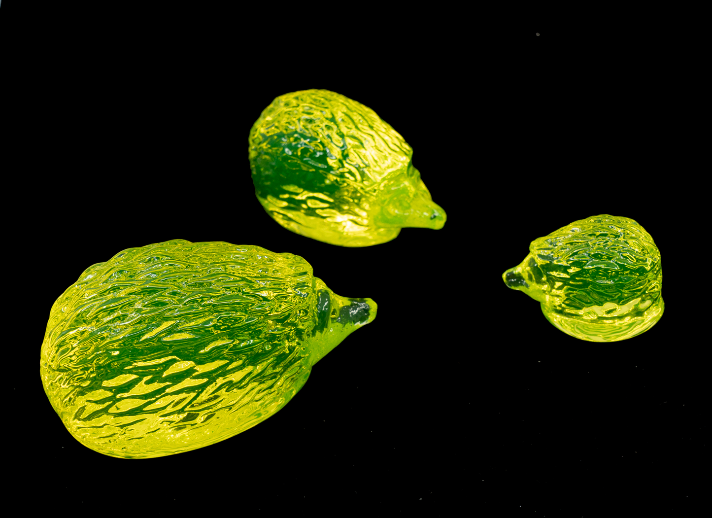 Uranium Glass Hedgehog – Handmade UV-Reactive Art Figurines, Czech Republic