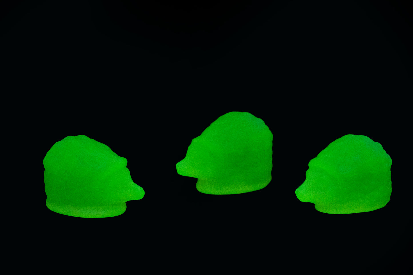 Uranium Glass Hedgehog – Handmade UV-Reactive Art Figurines, Czech Republic