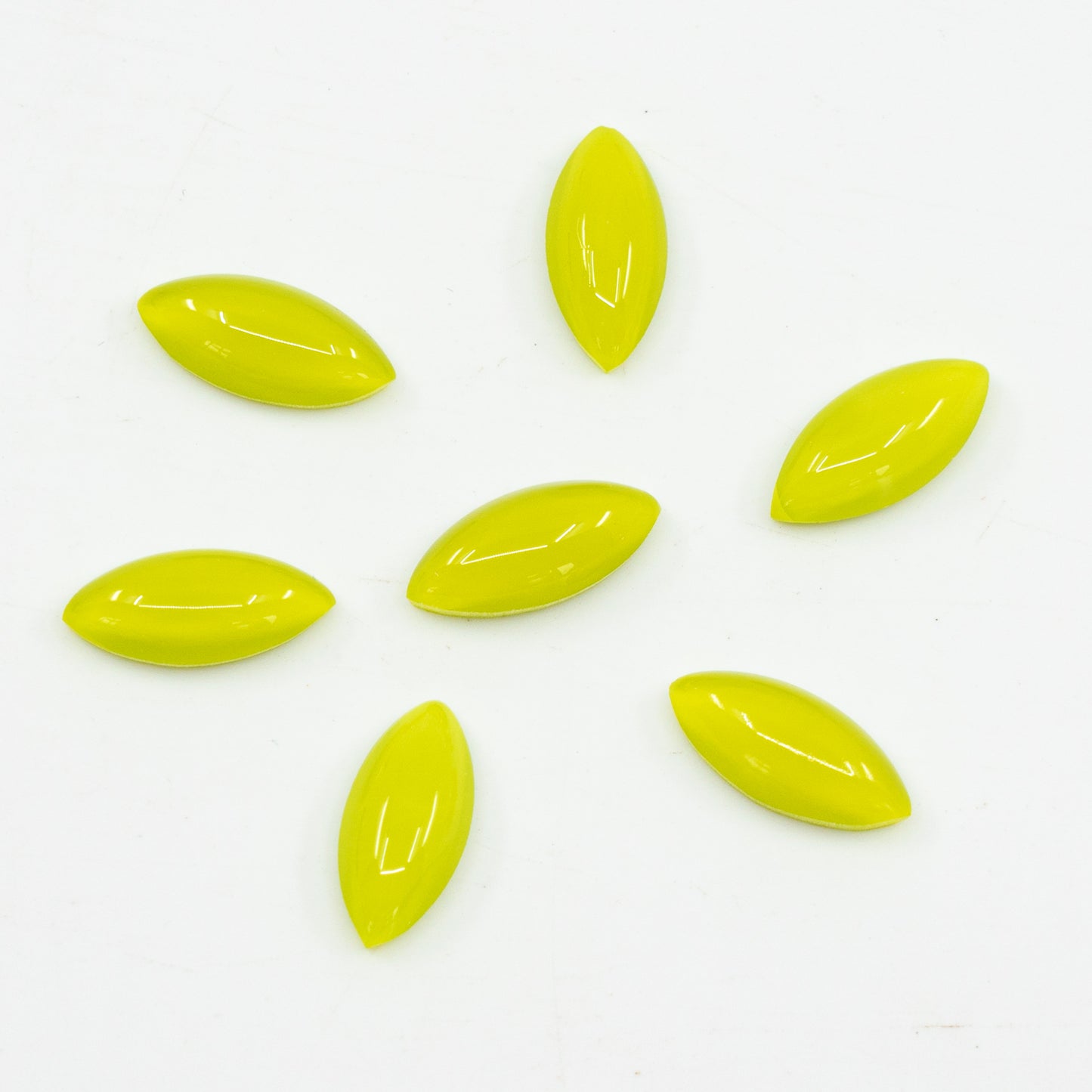 Navette Cabochons 平底水晶玻璃石，浅绿色（69130），捷克共和国