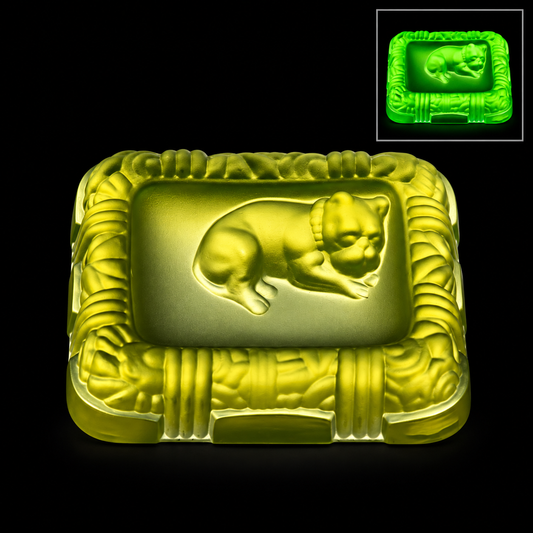 Bulldog Ring Dish – Uranium Art Glass, Czech Republic, OUTLET