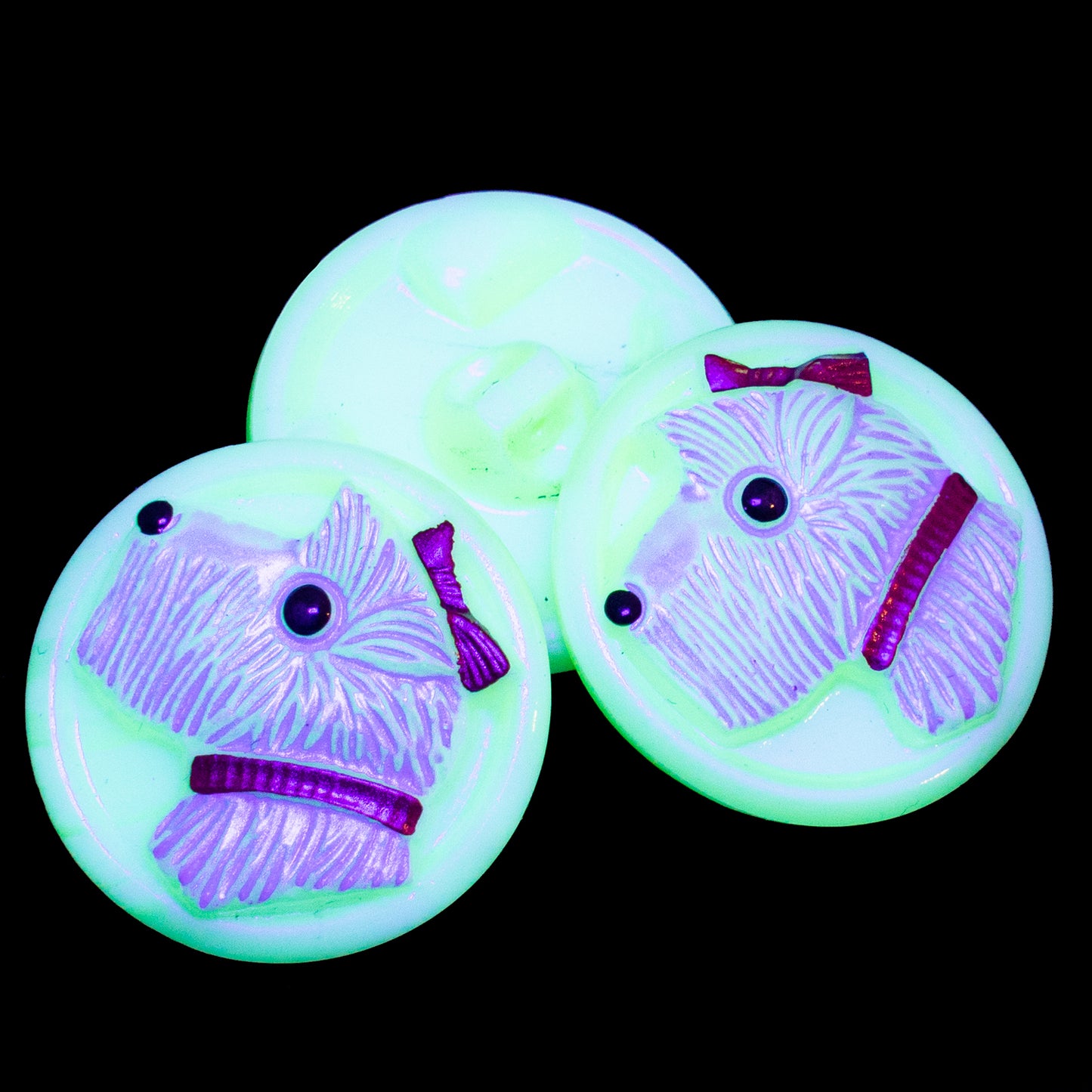 OUTLET 1 pcs Czech Glass Handmade Button, Size 10 (22.5 mm), 18 White Glass Red Design (), Glass, Czech Republic