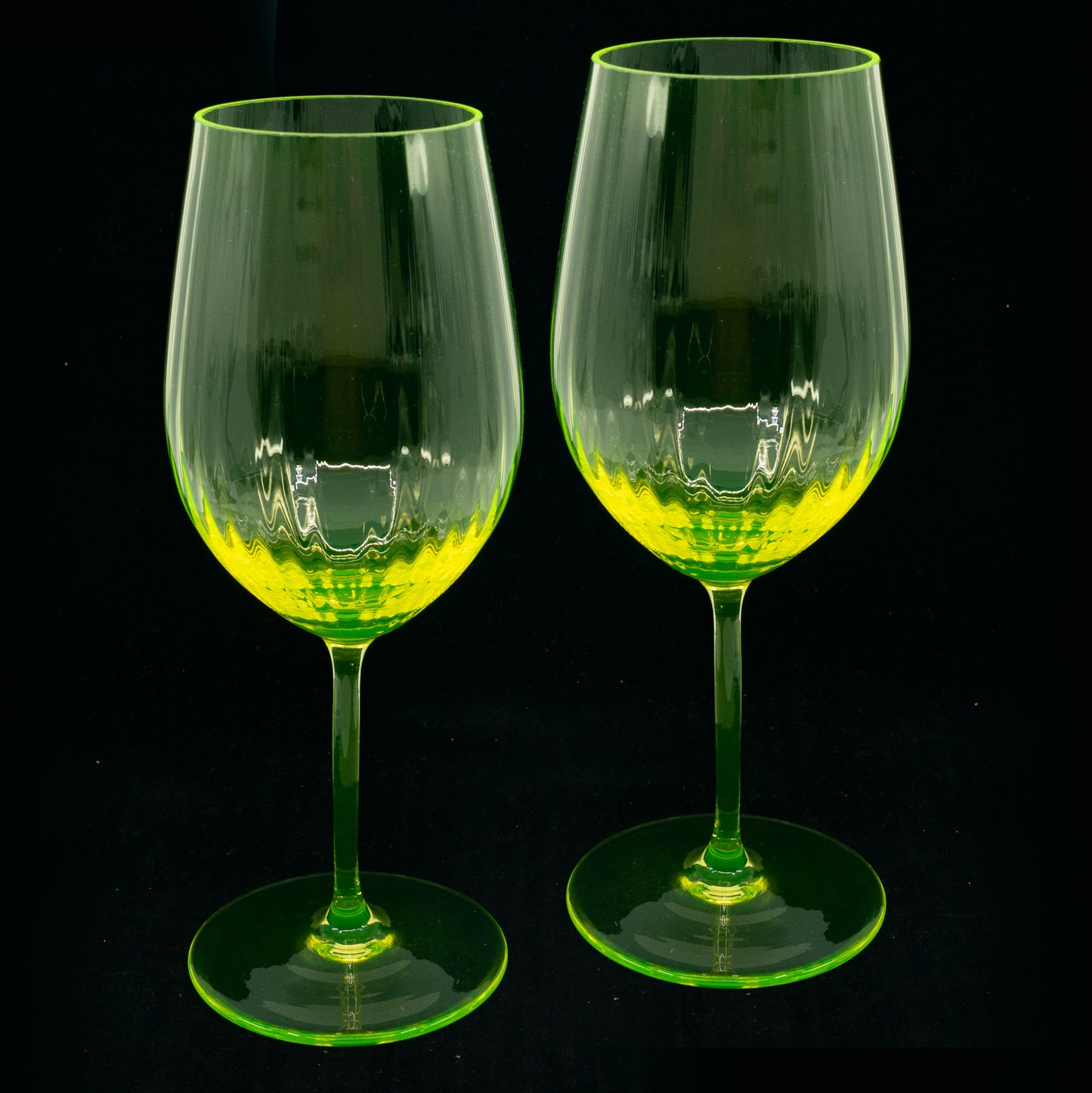 铀玻璃餐具（紫外线下发光） - 威士忌玻璃杯，捷克共和国